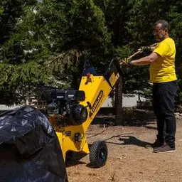 Probando biotriturador Garland Chipper